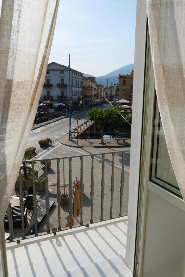 In Centro Rooms And Apartments Isola di Liri Exteriör bild