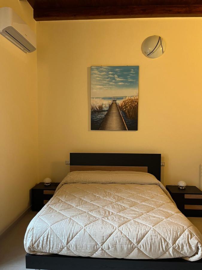 In Centro Rooms And Apartments Isola di Liri Exteriör bild