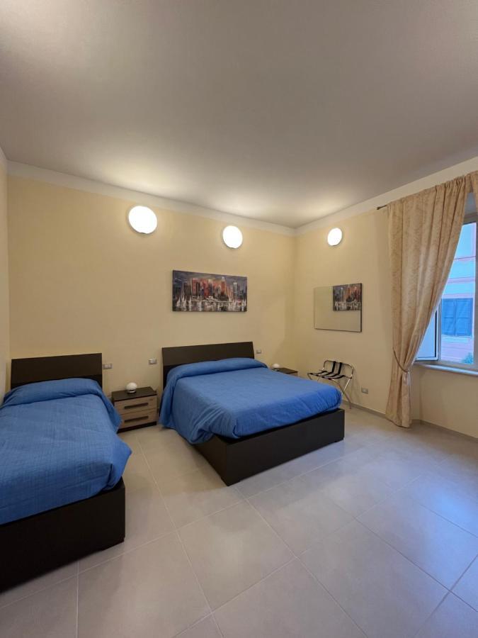 In Centro Rooms And Apartments Isola di Liri Exteriör bild